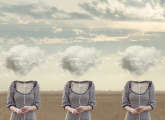 Nada é estranho. Estranho é não ser quem a gente é