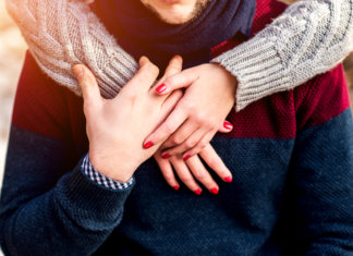 Relacionamento não é cura para a solidão, não é fórmula para ser feliz.