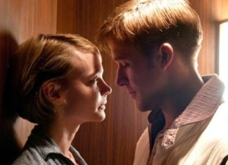 E por que não no elevador?