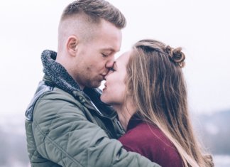 Você só é capaz de aceitar o que não é amor até conhecer o amor de verdade