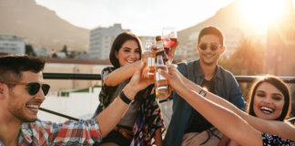 Verdadeiras amizades vêm inteiras, recíprocas e ausentes de egoísmos