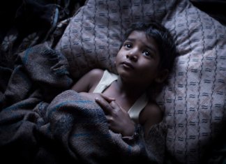 5 dicas emocionalmente intensas para seu final de noite no sofá