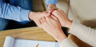 Às vezes, o trabalho do psicólogo exige mais amor do que competência técnica.