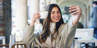 Às vezes, não querer se envolver é uma forma de não se decepcionar Às vezes, não querer se envolver é uma forma de não se decepcionar