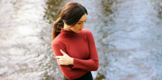 Se causa mais dor do que amor, não serve para você. Se causa mais dor do que amor, não serve para você.