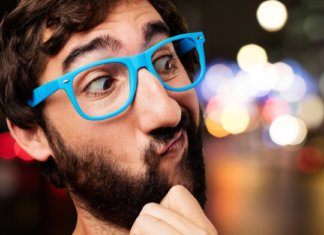 Gente vazia só enche o saco.