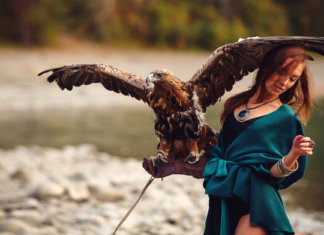 “É como querer engaiolar um pássaro depois de termos nos apaixonado pelo que nele era voo.”