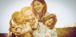 O sorriso é um tranquilizante sem efeitos colaterais O sorriso é um tranquilizante sem efeitos colaterais