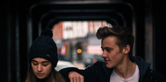 Se falta caráter na amizade, é hora de fazer falta Se falta caráter na amizade, é hora de fazer falta