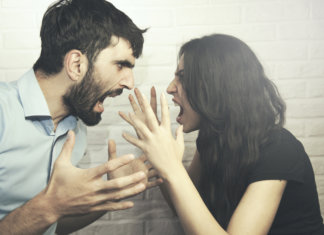 Diga-me como você reage quando é contrariado e eu te direi o seu grau de maturidade.