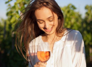 Como você vem se relacionamento consigo mesmo?