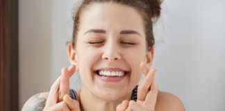 A felicidade só é possível para quem acredita nela.