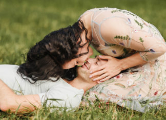 Sobre a alegria grandiosa de viver com alguém, por alguém, para alguém.