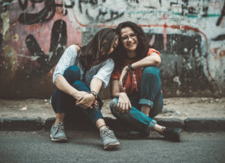 Aceita que dói menos