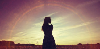 A solidão é capaz de ensinar aquilo que nenhum relacionamento consegue proporcionar…