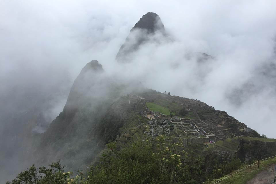 contioutra.com - Caminhar por terras peruanas é a prova de que a felicidade está na jornada