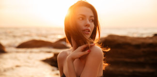 Olhando para trás, identificaremos os anjos e os demônios na construção da nossa identidade.