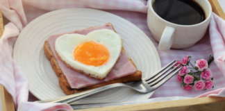 Por uma vida com mais celebração e menos celebridade. Por uma vida com mais celebração e menos celebridade.