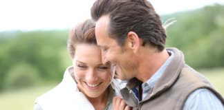 A vida une os corações certos na hora certa.