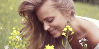 Quem realmente se ama não se sujeita a qualquer companhia Quem realmente se ama não se sujeita a qualquer companhia