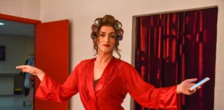 Quer me encher a paciência? Pega a senha e vai pro fim da fila!