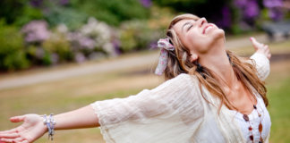 Perca o medo de ser quem você é, vão te julgar de qualquer jeito mesmo