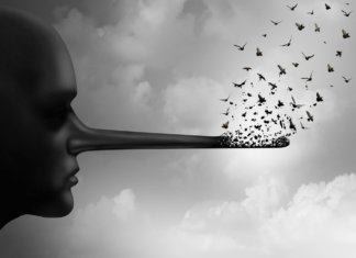 Não há nada mais deselegante que a mentira.