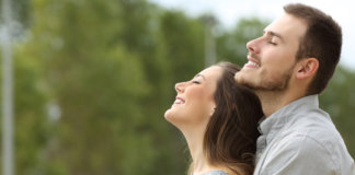 Não precisa fazer sentido, mas precisa trazer paz. Não precisa fazer sentido, mas precisa trazer paz.