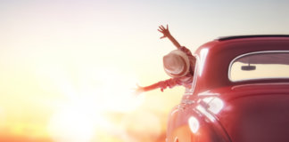 Siga em busca da sua felicidade e não se preocupe com a opinião dos outros! Siga em busca da sua felicidade e não se preocupe com a opinião dos outros!