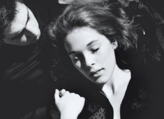 Fiz um trato comigo, só aceito amores inteiros