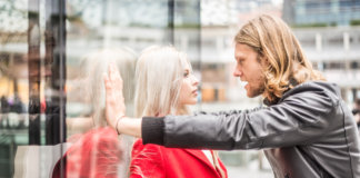 “Você é louca!”