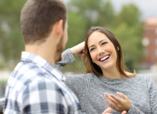 Cara, desista dessa mulher, você não tem o que ela busca.