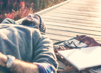 Nada é mais urgente que deixar o amor viver na gente.