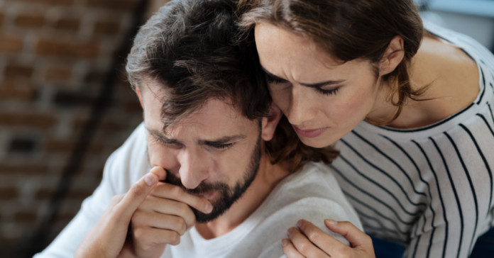 A estranha  atração de algumas mulheres por homens que estão no fundo do poço.