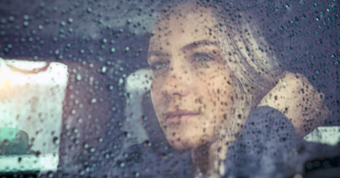 Untitled-design-81 Saudade, uma dor universal, quem ama, sente.