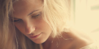 “Não importa o quanto algo nos machuca. Às vezes se livrar dele dói mais ainda”