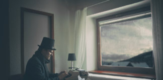 Una Furtiva Lácrima