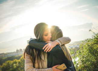 Esconder nossas fragilidades só nos faz mais frágeis do que já somos.