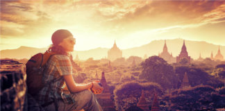 Largue os bens materiais e viaje