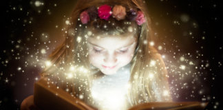 O que tenho de mais sagrado é a capacidade de me encantar. O que tenho de mais sagrado é a capacidade de me encantar.