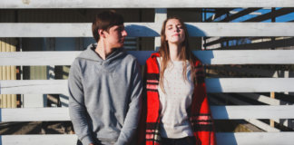 Insistir muito com alguém não é garantia de amor