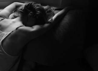 O amor deixa de valer a pena quando é preciso lutar por ele