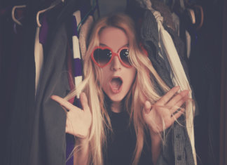 Preste atenção às suas ações, pois a vida é um castelo de cartas