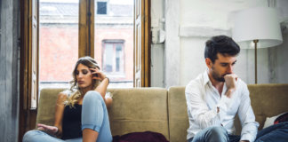 10 sinais de que o seu relacionamento não vale mais a pena. 10 sinais de que o seu relacionamento não vale mais a pena.