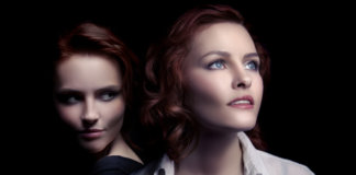 Infelizmente, algumas pessoas são verdadeiras nas suas costas, mas não na sua frente. Infelizmente, algumas pessoas são verdadeiras nas suas costas, mas não na sua frente.