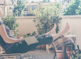 Tem dias que a gente precisa se carregar no colo