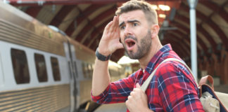 Viver resmungando é tão eficiente quanto beber água salgada para saciar a sede Viver resmungando é tão eficiente quanto beber água salgada para saciar a sede