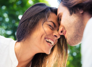 A vida é boa quando estamos felizes, mas é melhor ainda quando os outros estão felizes por nossa causa