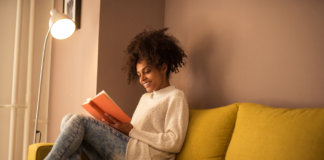 10 motivos reais pelos quais pessoas que leem muito são as melhores!