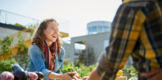 Casa de Repouso, que nada! A nova geração envelhecerá com os amigos!